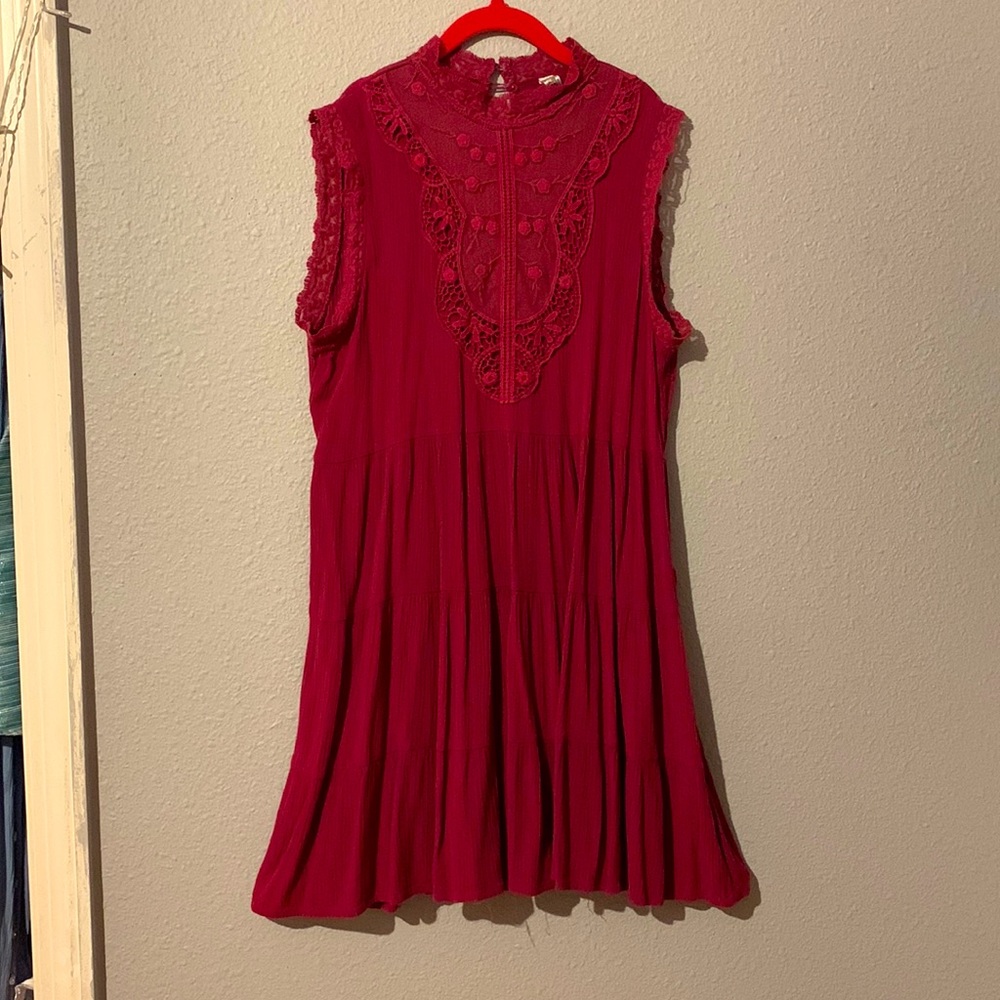 Selling this size 12 girls dress from beautees